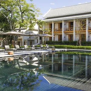 琅勃拉邦安凡尼酒店 ***** 琅勃拉邦